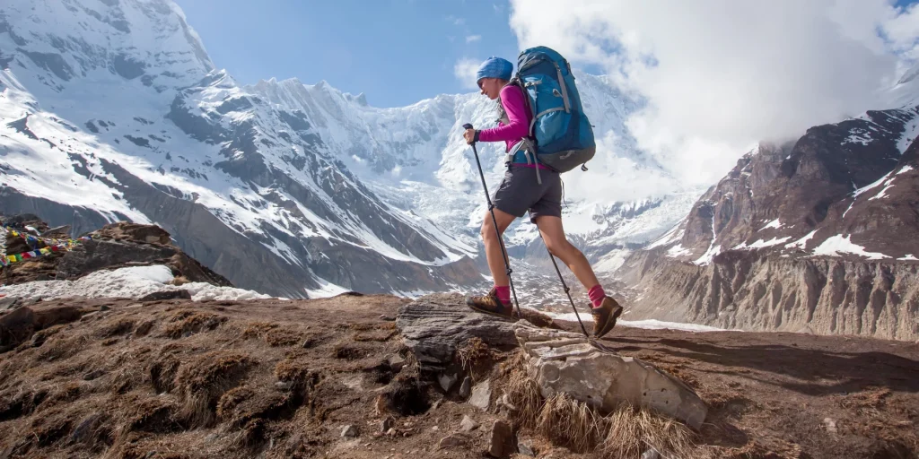 person trekking in annapurna circuit